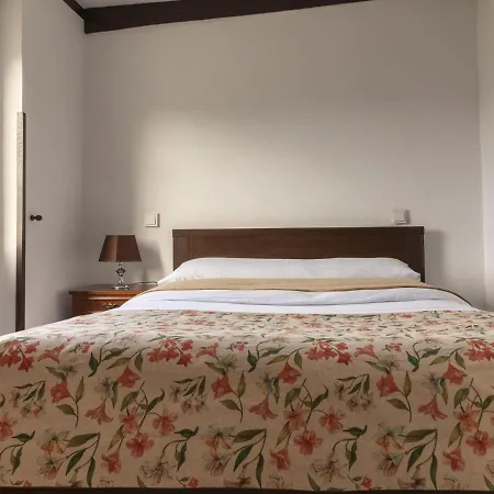 Alluring Holiday In Cutiellos With Swimming Pool * Belmonte De Miranda