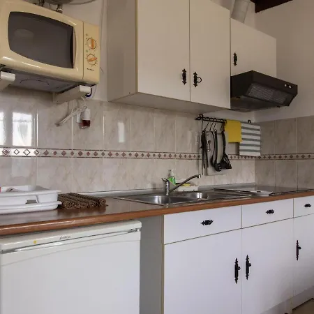 Alluring Holiday In Cutiellos With Swimming Pool Belmonte De Miranda